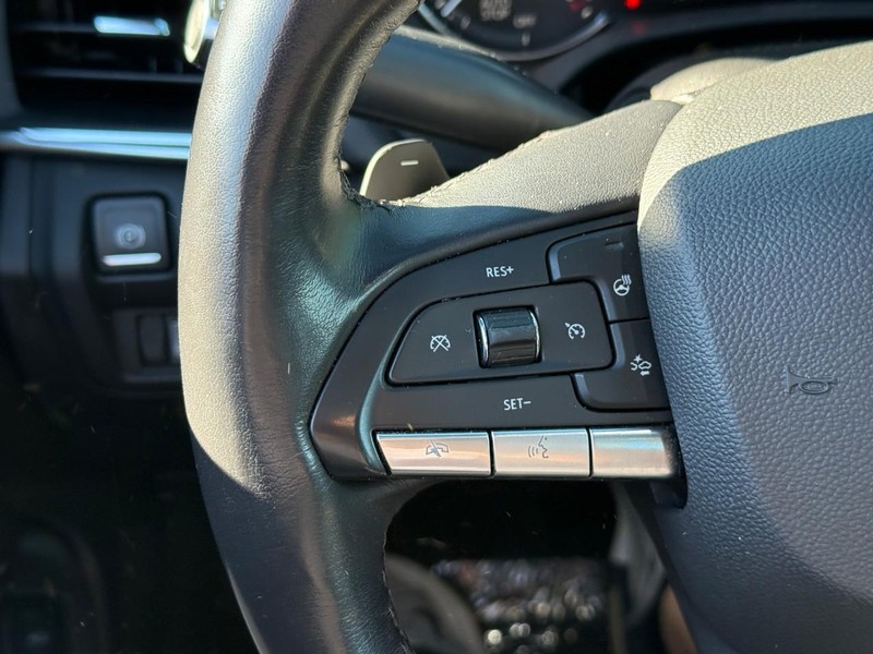 Cadillac CT4 Vehicle Image 25