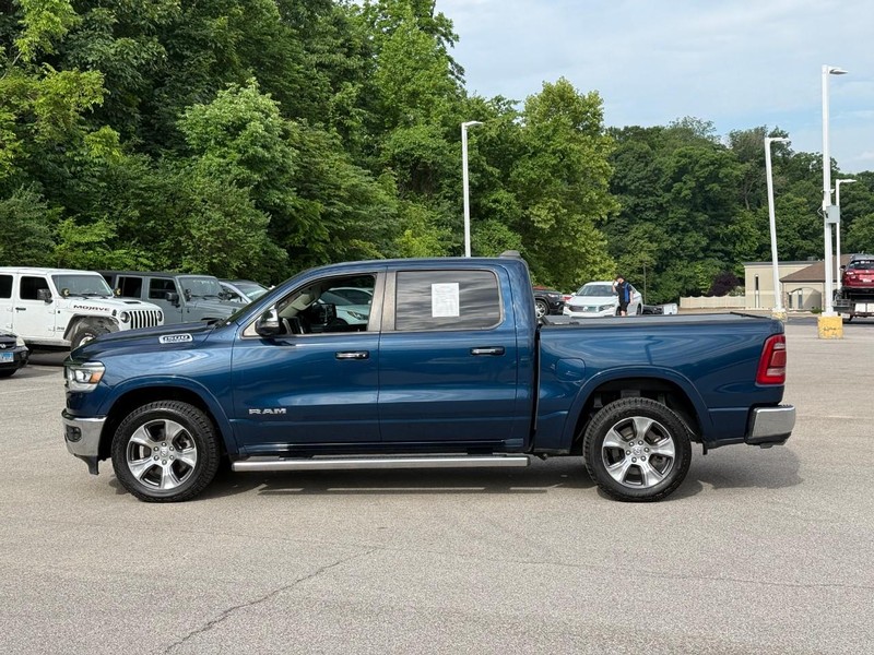 Ram 1500 Vehicle Full-screen Gallery Image 2
