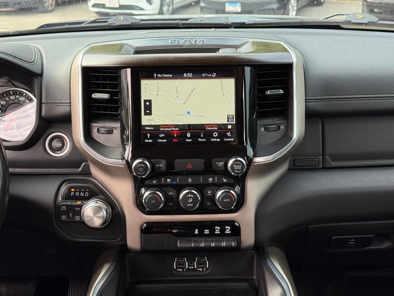 Ram 1500 Vehicle Full-screen Gallery Image 14