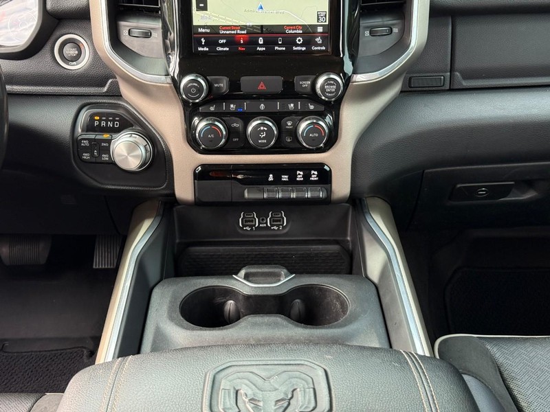 Ram 1500 Vehicle Full-screen Gallery Image 15
