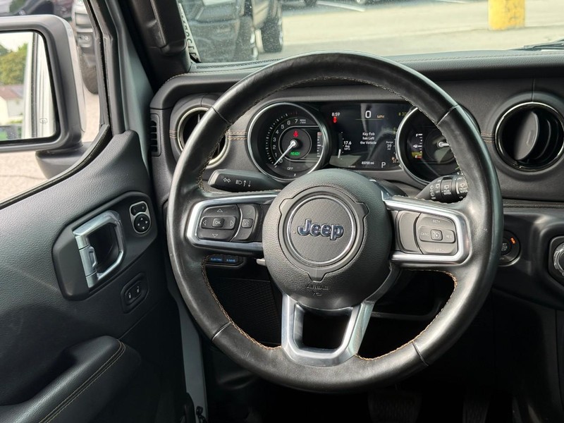 Jeep Wrangler 4xe Vehicle Full-screen Gallery Image 12