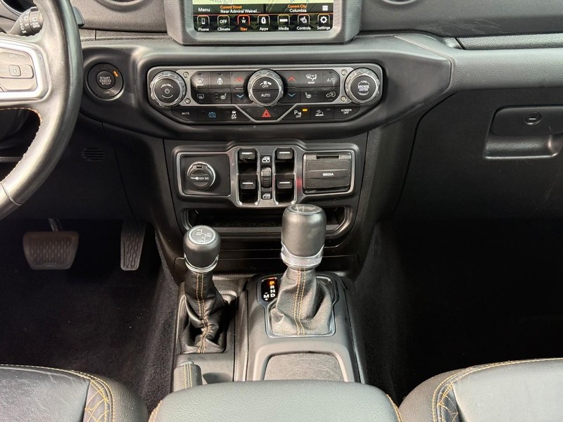 Jeep Wrangler 4xe Vehicle Full-screen Gallery Image 14