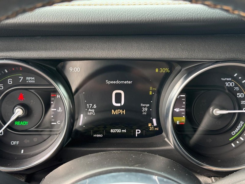 Jeep Wrangler 4xe Vehicle Full-screen Gallery Image 20
