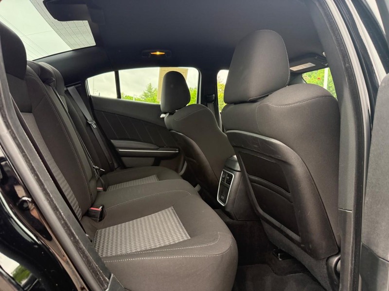 Dodge Charger Vehicle Image 13