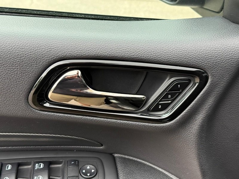 Dodge Durango Vehicle Image 20