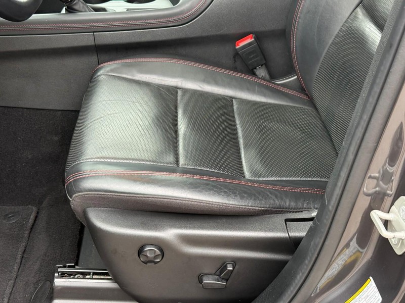 Dodge Durango Vehicle Image 21