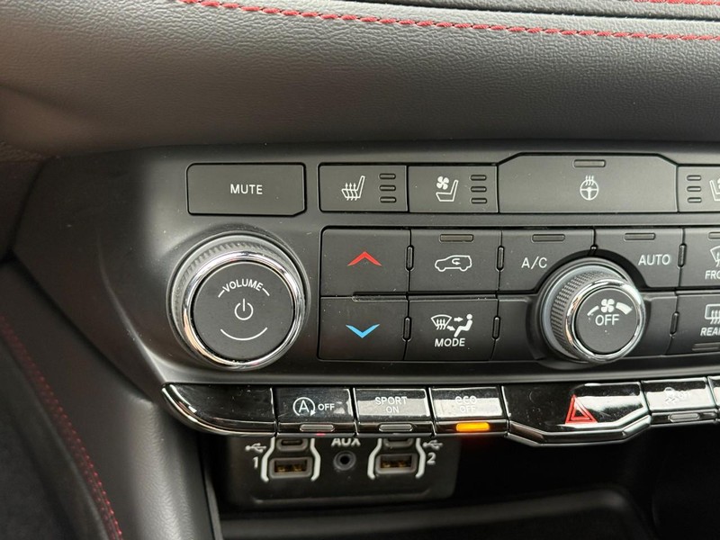 Dodge Durango Vehicle Image 26