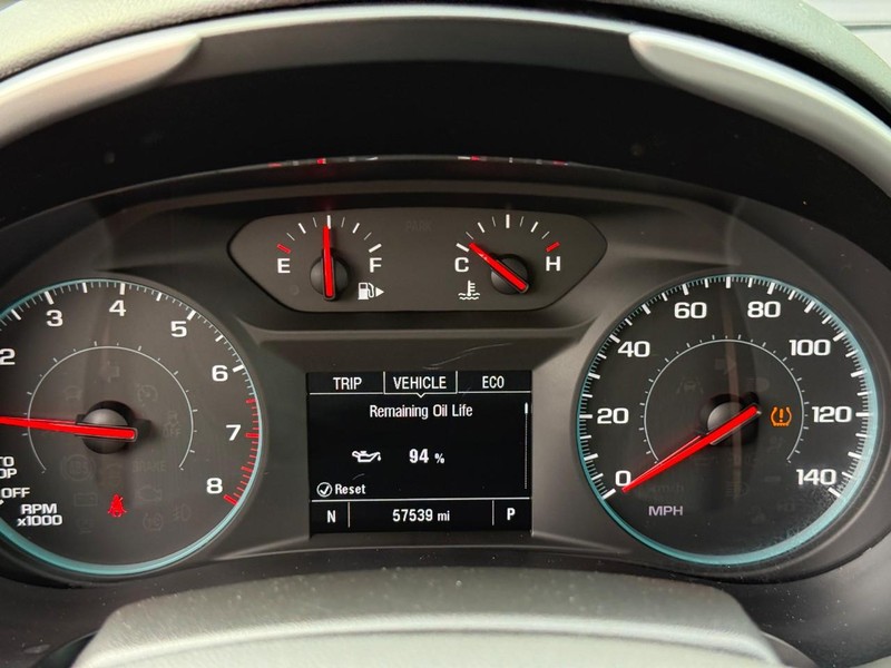 Chevrolet Malibu Vehicle Full-screen Gallery Image 20