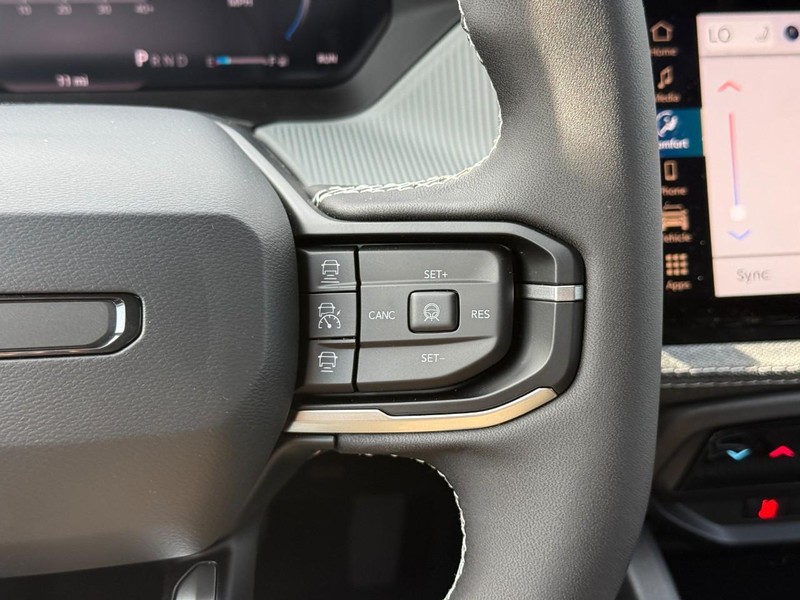 Jeep Cherokee Vehicle Full-screen Gallery Image 14