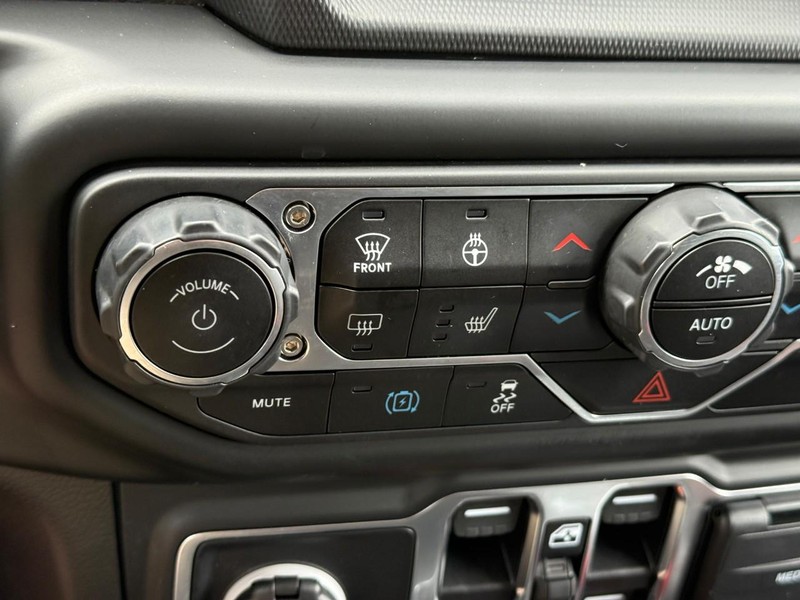 Jeep Wrangler 4xe Vehicle Full-screen Gallery Image 20