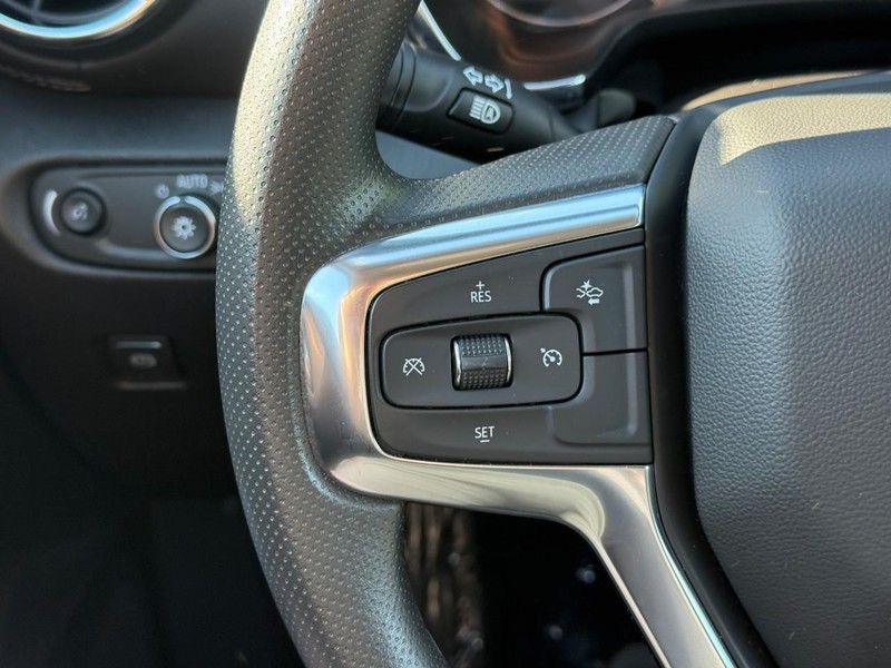 Chevrolet Blazer Vehicle Image 22