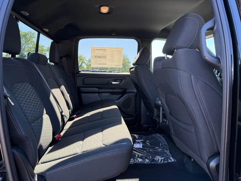 Ram 1500 Vehicle Image 07