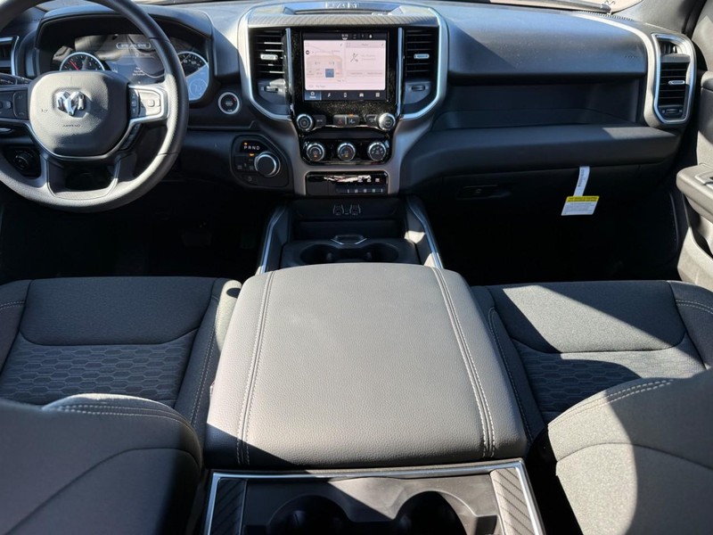 Ram 1500 Vehicle Image 08