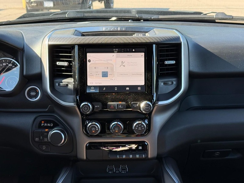 Ram 1500 Vehicle Image 11
