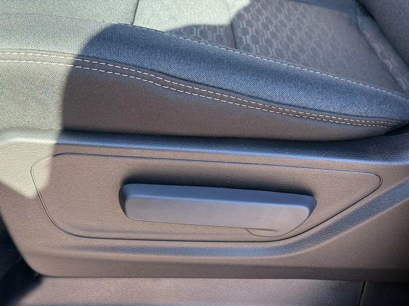 Ram 1500 Vehicle Image 15