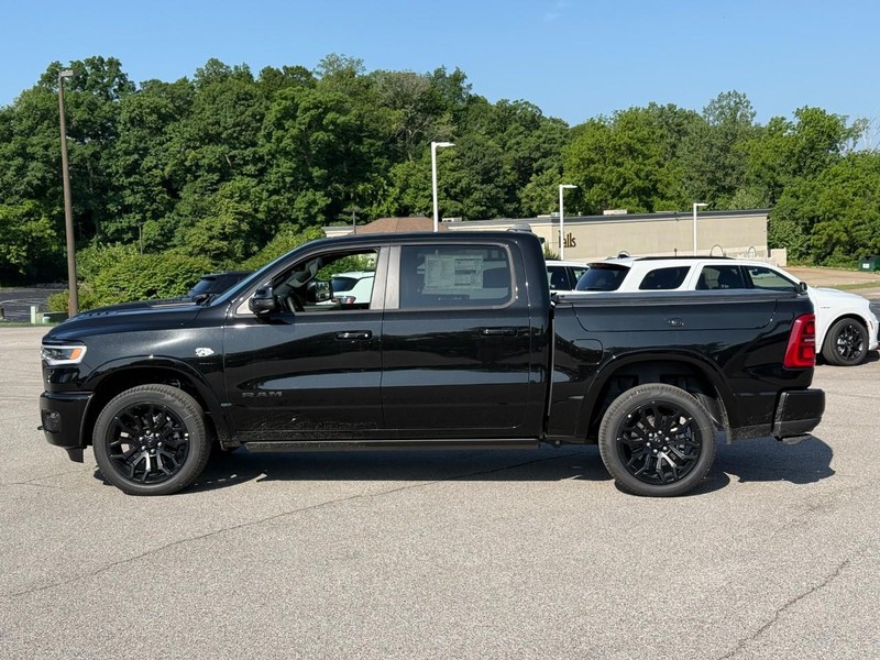 Ram 1500 Vehicle Image 03