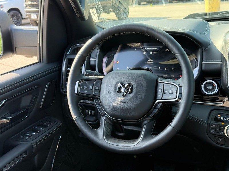 Ram 1500 Vehicle Image 09