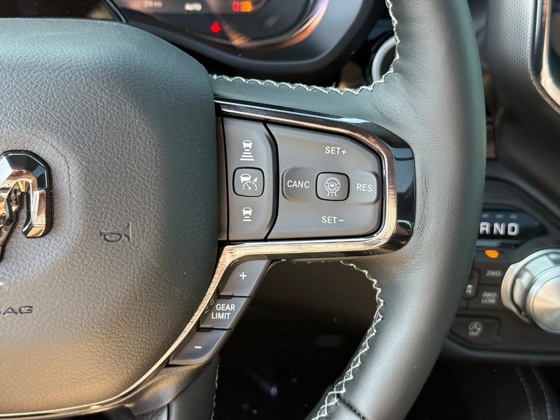 Ram 1500 Vehicle Image 18
