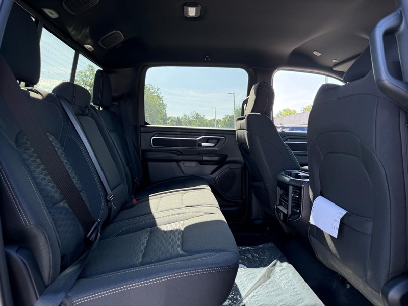 Ram 1500 Vehicle Image 07