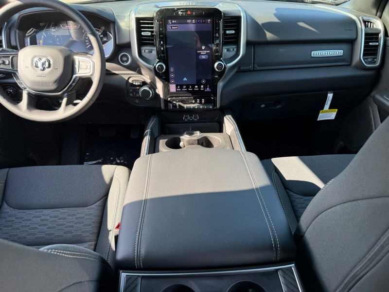 Ram 1500 Vehicle Image 08