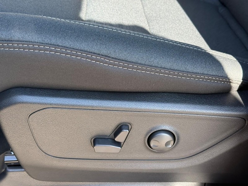 Ram 1500 Vehicle Image 15
