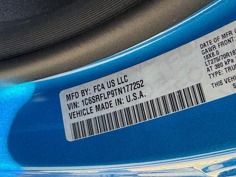 Ram 1500 Vehicle Image 21
