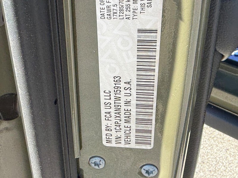 Jeep Wrangler Vehicle Image 17