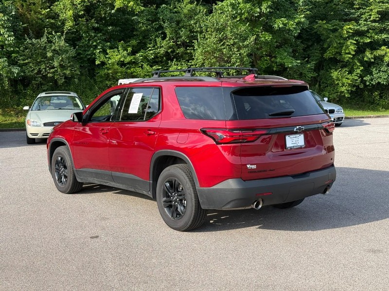 Chevrolet Traverse Vehicle Image 04
