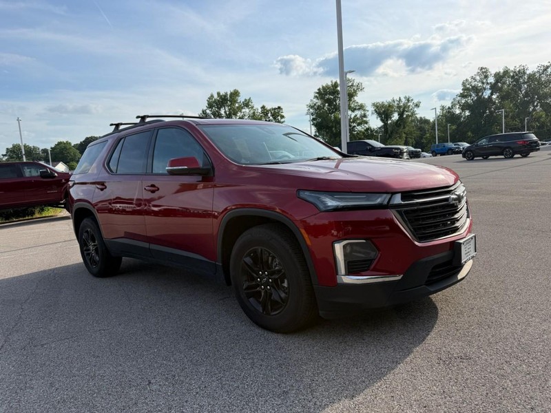 Chevrolet Traverse Vehicle Image 12