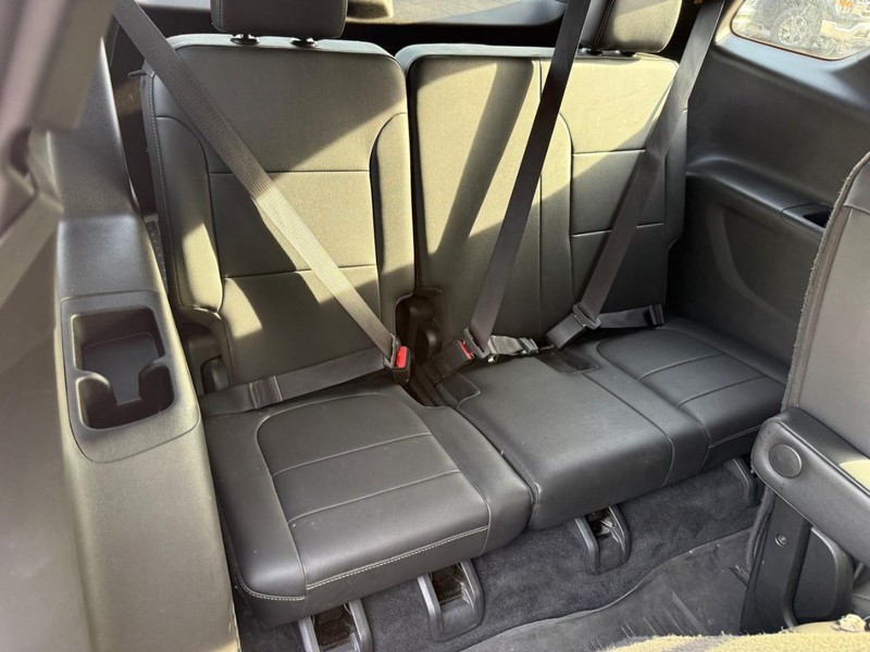 Chevrolet Traverse Vehicle Image 15