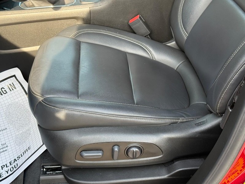 Chevrolet Traverse Vehicle Image 21
