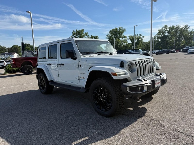 Jeep Wrangler 4xe Vehicle Full-screen Gallery Image 8