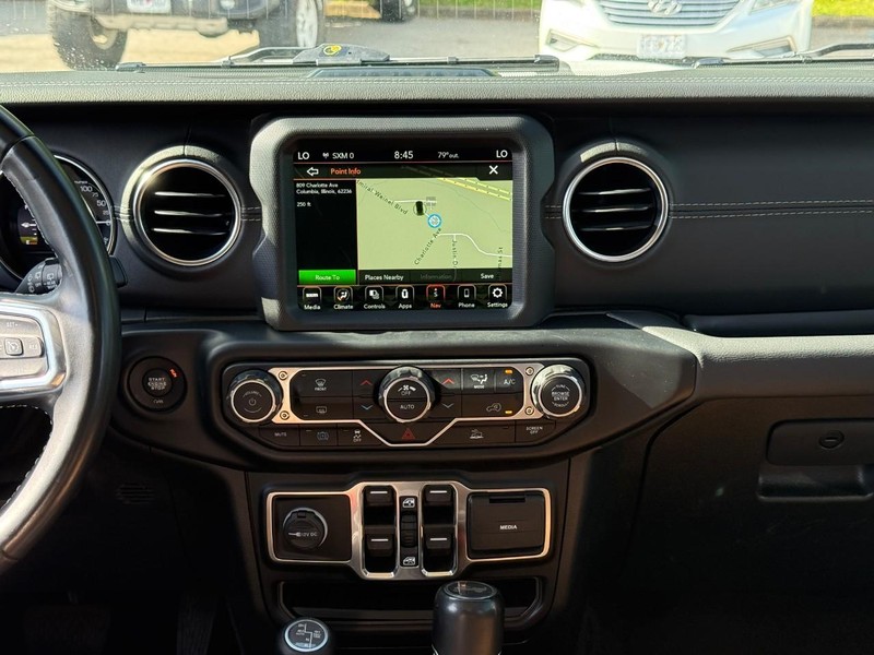 Jeep Wrangler 4xe Vehicle Full-screen Gallery Image 13