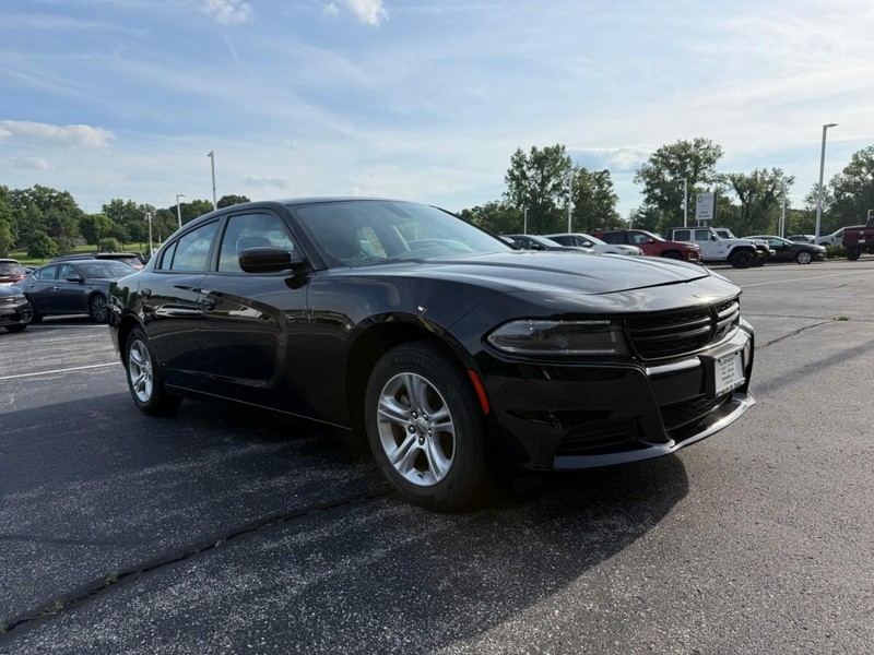 Dodge Charger Vehicle Image 11