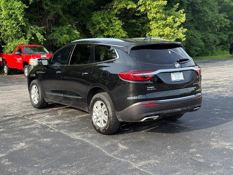 Buick Enclave Vehicle Image 04