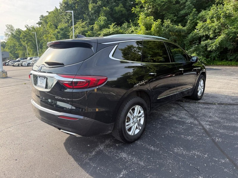 Buick Enclave Vehicle Image 09