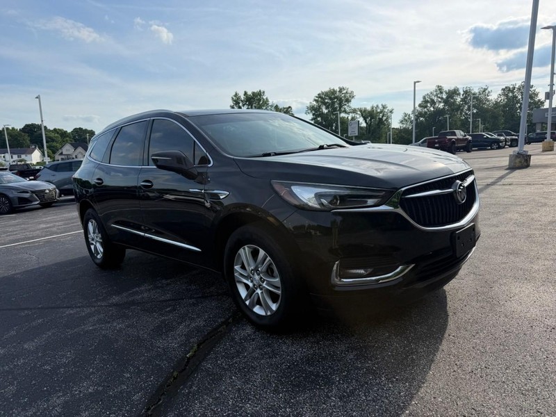 Buick Enclave Vehicle Image 11