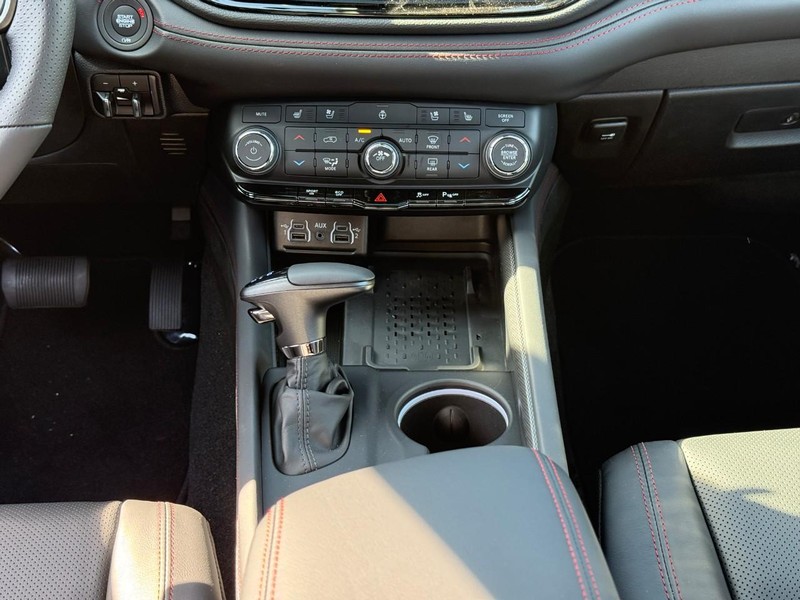 Dodge Durango Vehicle Image 13