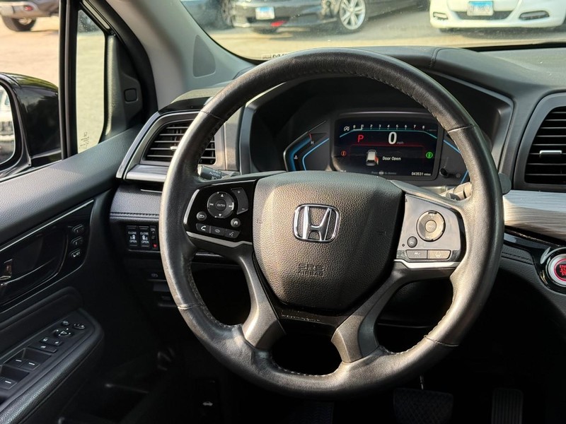 Honda Odyssey Vehicle Image 16