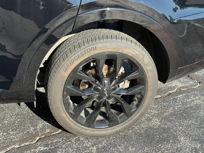 Kia Sorento Vehicle Image 05