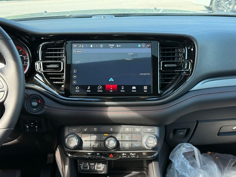 Dodge Durango Vehicle Full-screen Gallery Image 10