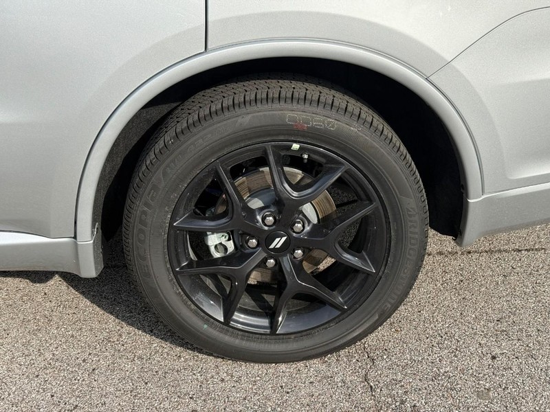 Dodge Durango Vehicle Full-screen Gallery Image 4