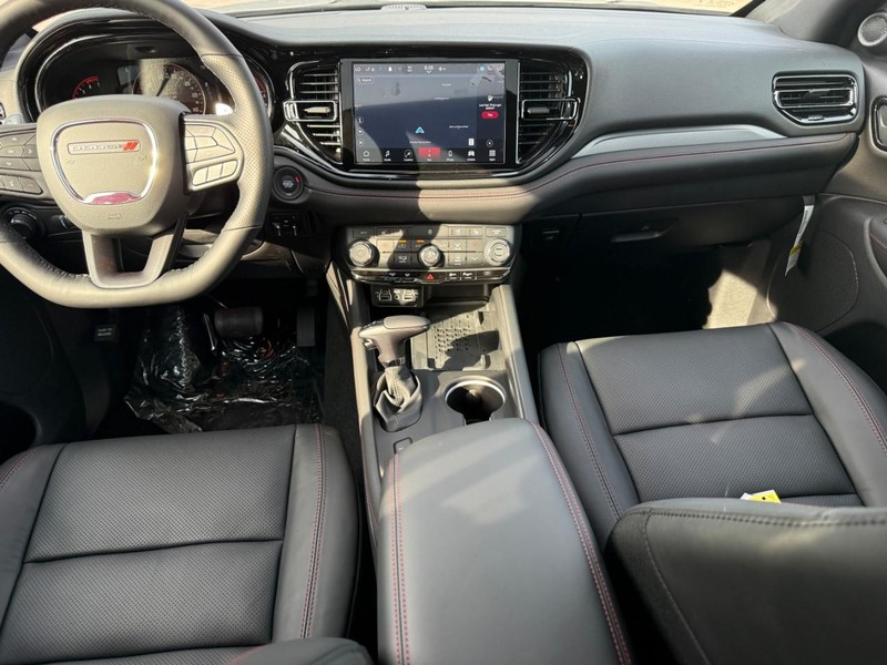 Dodge Durango Vehicle Full-screen Gallery Image 6