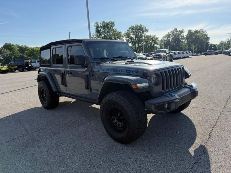 Jeep Wrangler 4xe Vehicle Full-screen Gallery Image 8