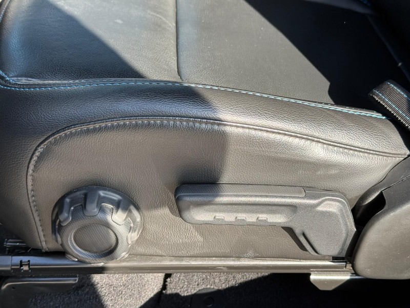 Jeep Wrangler 4xe Vehicle Full-screen Gallery Image 18
