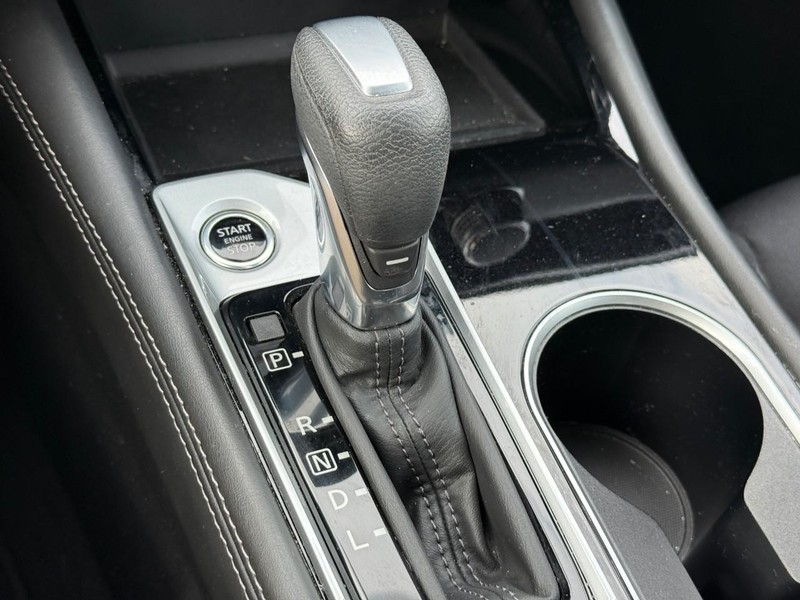 Nissan Altima Vehicle Image 27