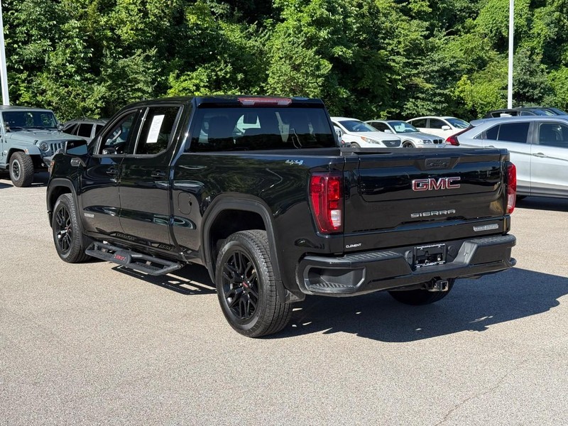 GMC Sierra 1500 Vehicle Full-screen Gallery Image 3