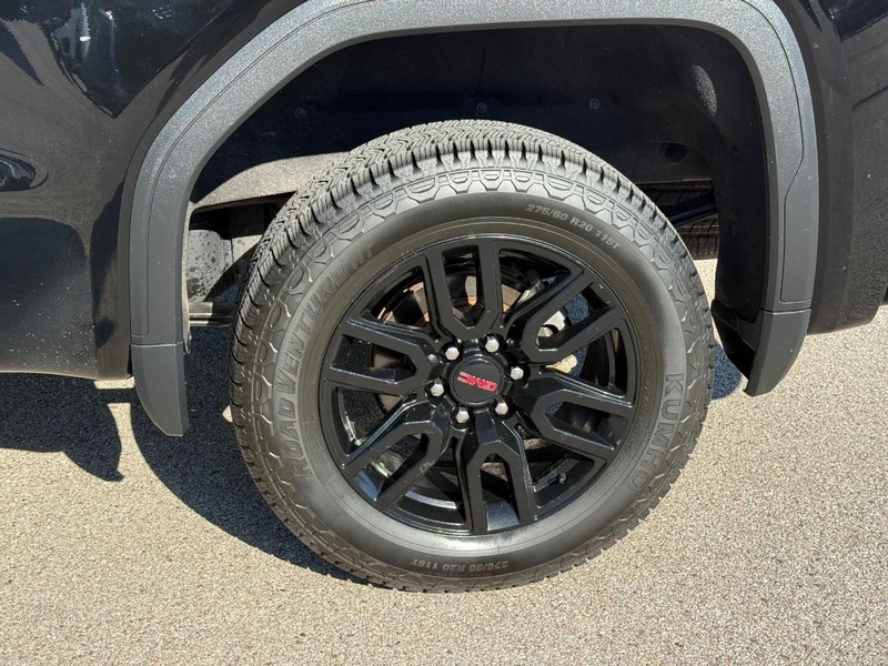 GMC Sierra 1500 Vehicle Full-screen Gallery Image 4