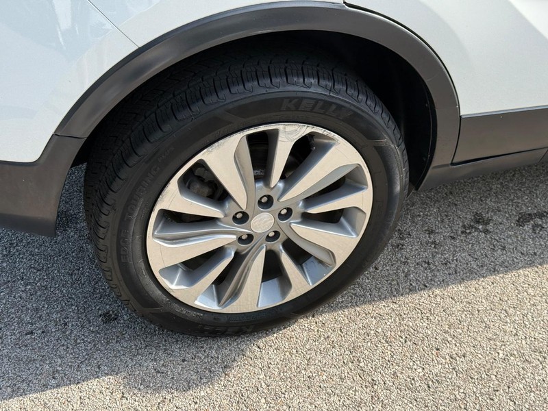 Buick Encore Vehicle Image 09