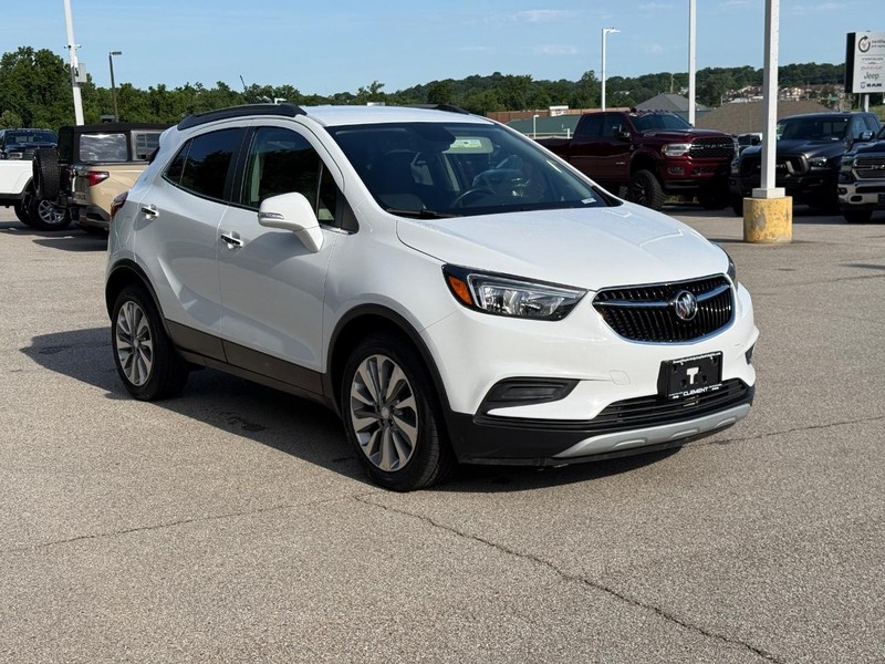 Buick Encore Vehicle Image 11